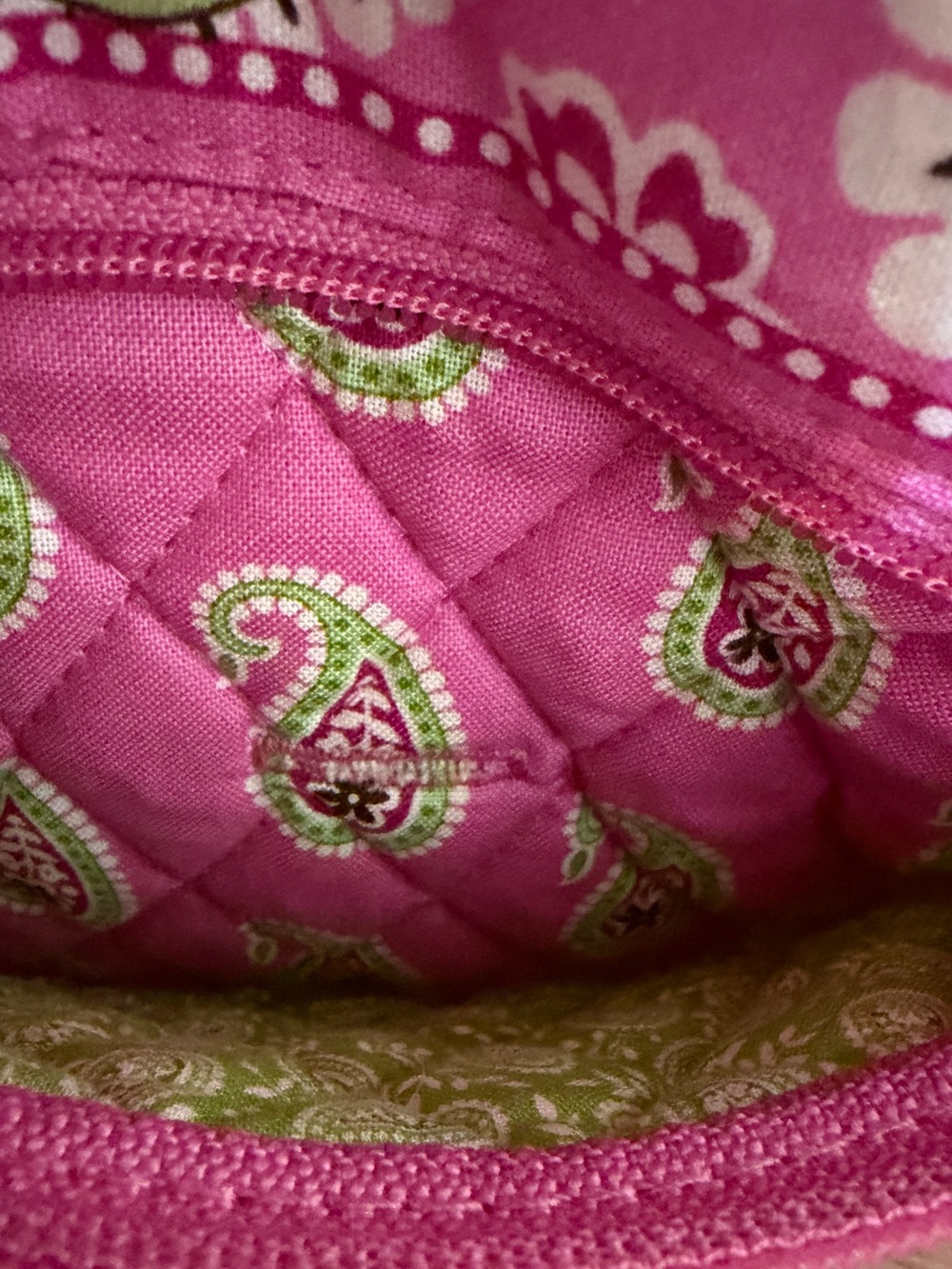 Vera Bradley Hot Pink Paisley Quilted Crossbody Bag - Picture 6 of 9